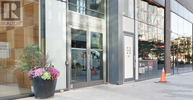 207-30 Baseball Place, Toronto, ON, M4M 0E8 - 3