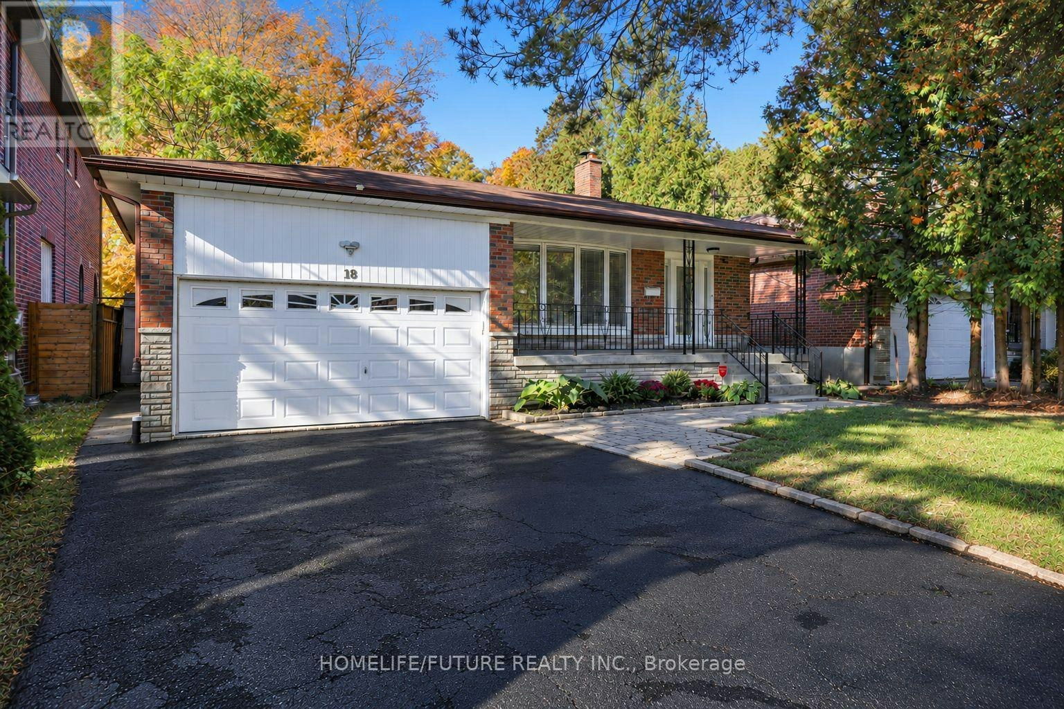 18 Ivan Road, Toronto, ON, M1C 1V2