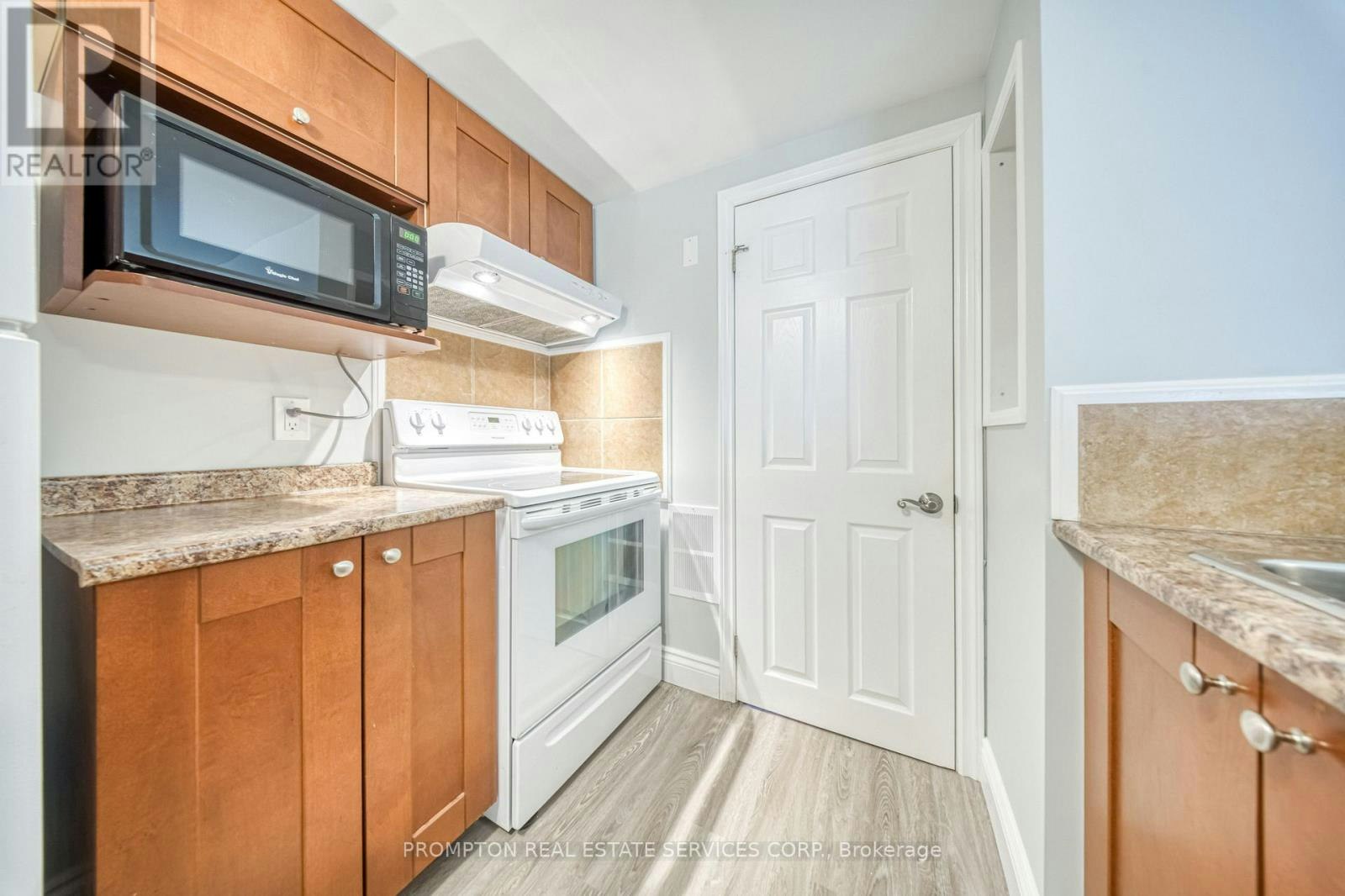 19786 Yonge Street, East Gwillimbury, ON, L9N 1A9 - 25