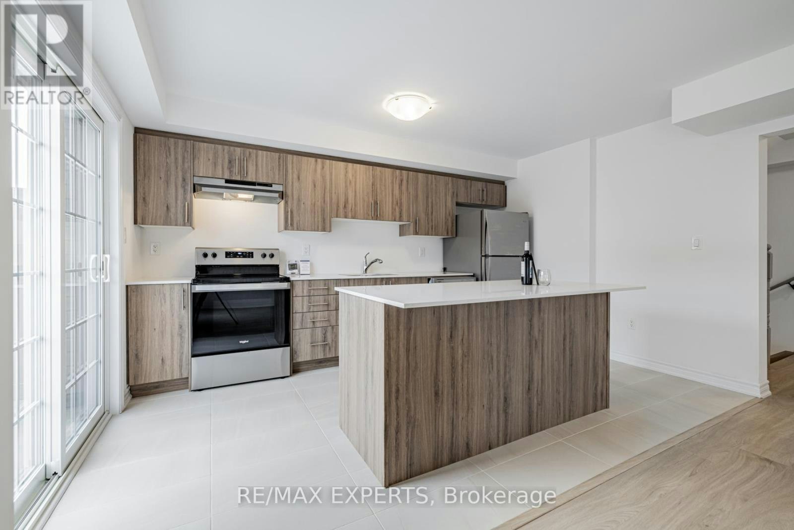 13 Silo Mews, Barrie, ON, L9J 0C2 - 13