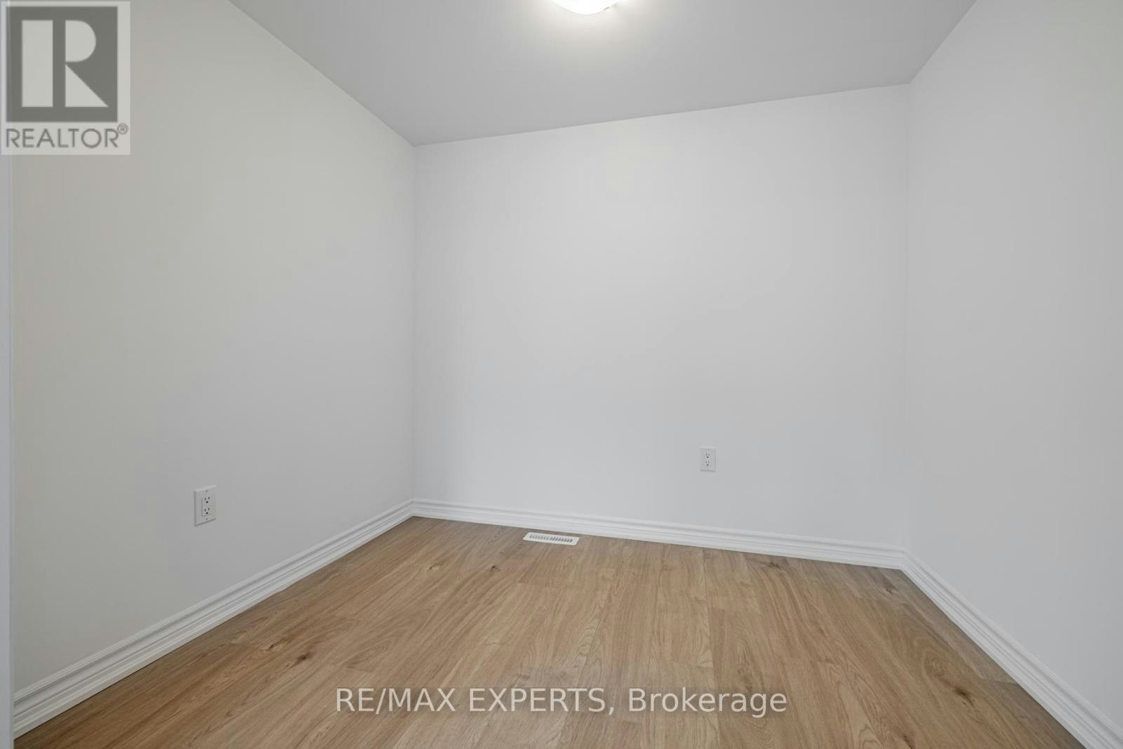 13 Silo Mews, Barrie, ON, L9J 0C2 - 9