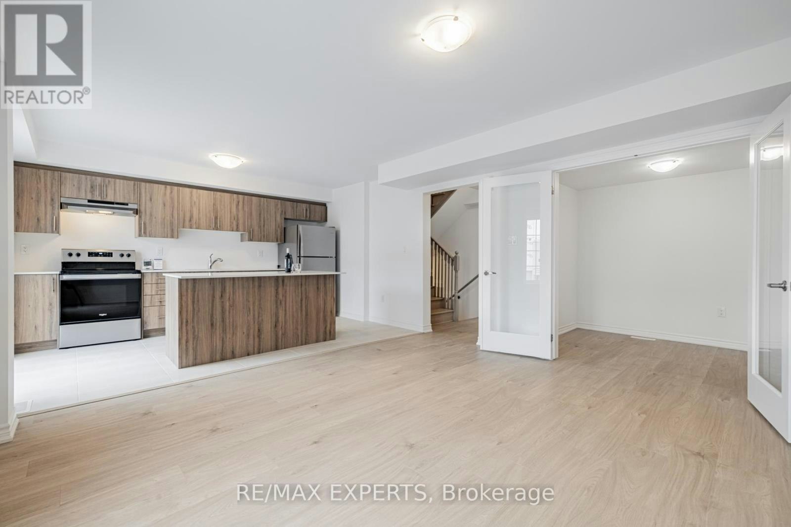 13 Silo Mews, Barrie, ON, L9J 0C2 - 8