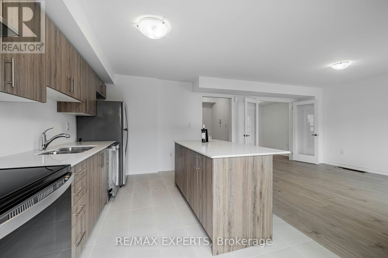 13 Silo Mews, Barrie, ON, L9J 0C2 - 18