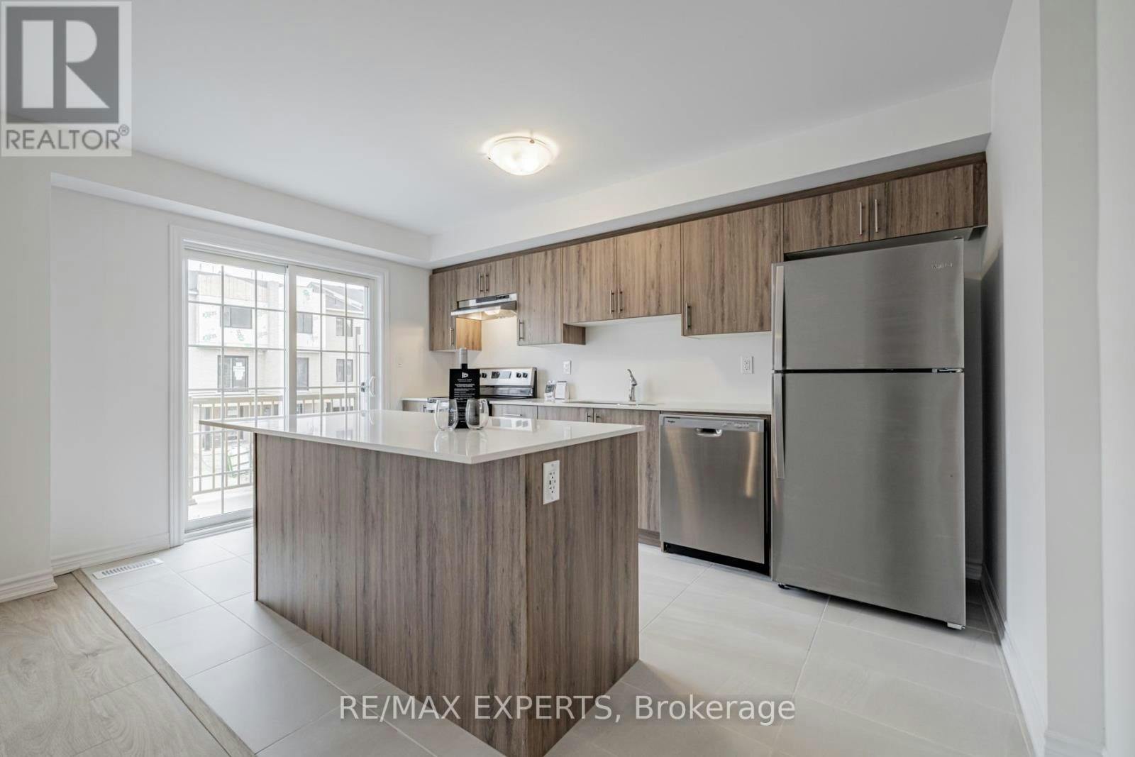 13 Silo Mews, Barrie, ON, L9J 0C2 - 15