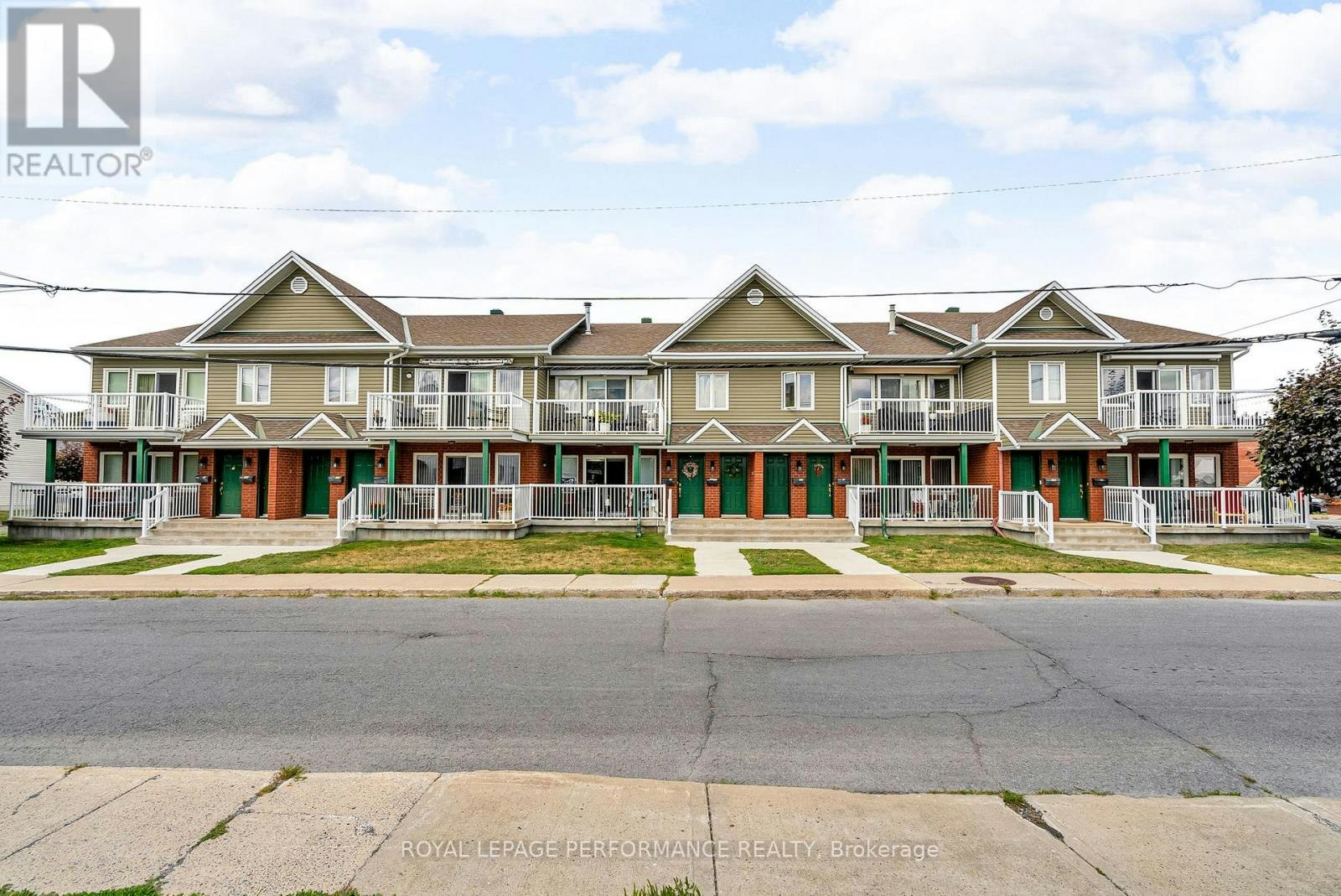 3-15 First Street W, Cornwall, ON, K6J 1B8 - 2