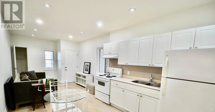 B-312 Rustic Road, Toronto, ON, M6L 1W5 - 10
