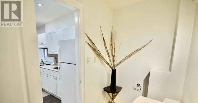 B-312 Rustic Road, Toronto, ON, M6L 1W5 - 14