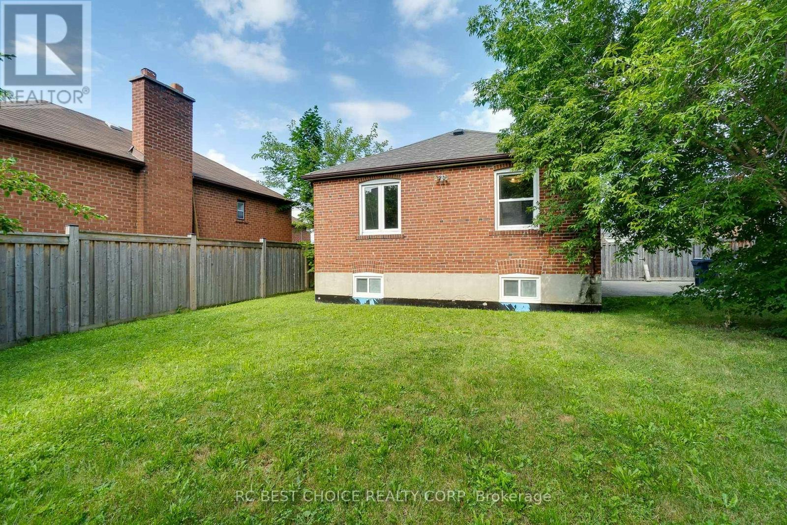 MAIN-45 Mayall Avenue, Toronto, ON, M3L 1E7 - 33