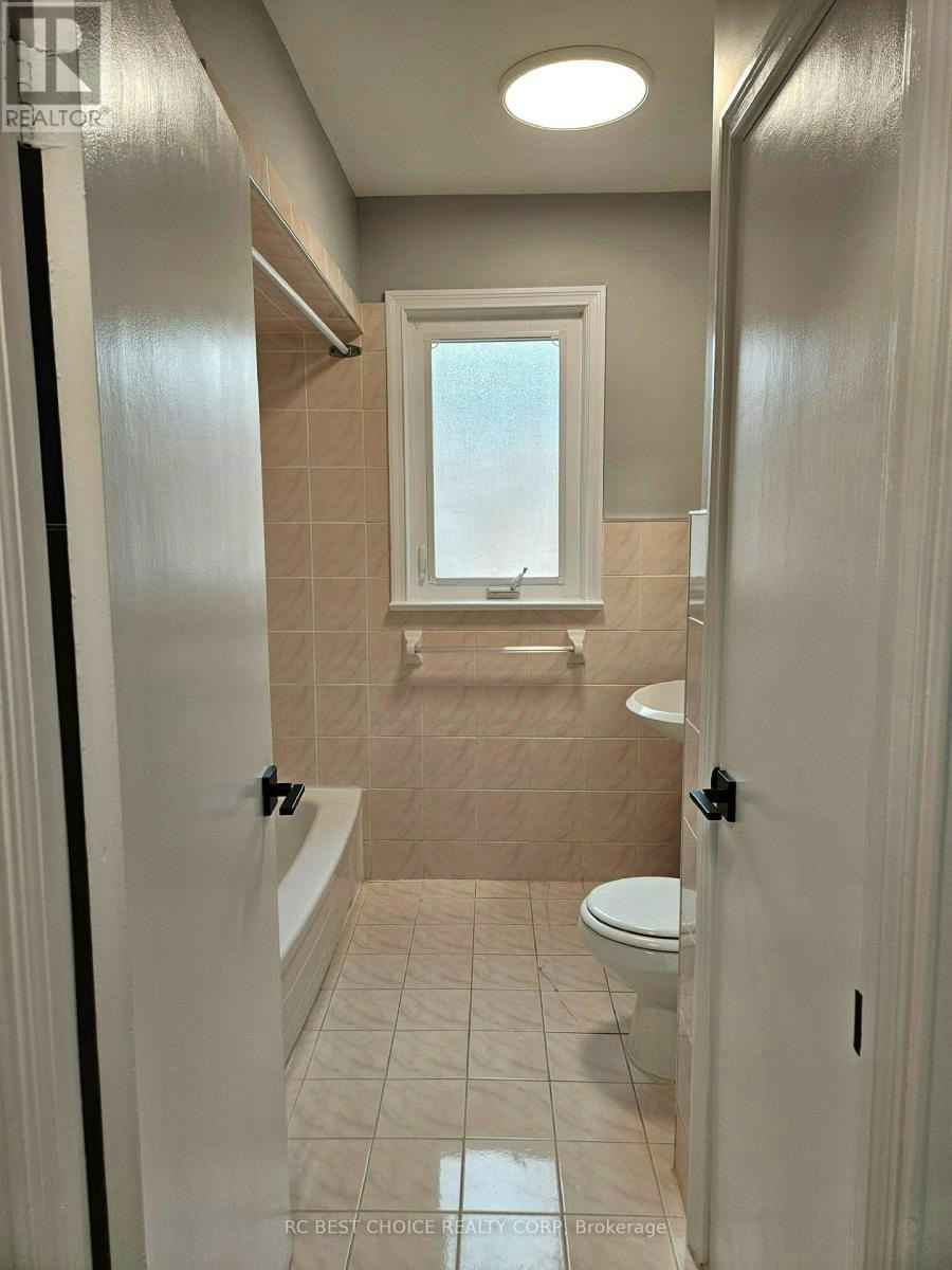 MAIN-45 Mayall Avenue, Toronto, ON, M3L 1E7 - 16
