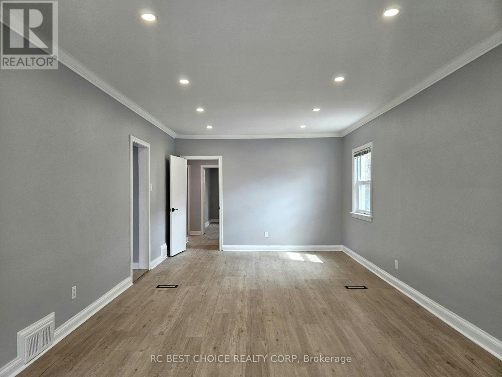 MAIN-45 Mayall Avenue, Toronto, ON, M3L 1E7 - 6