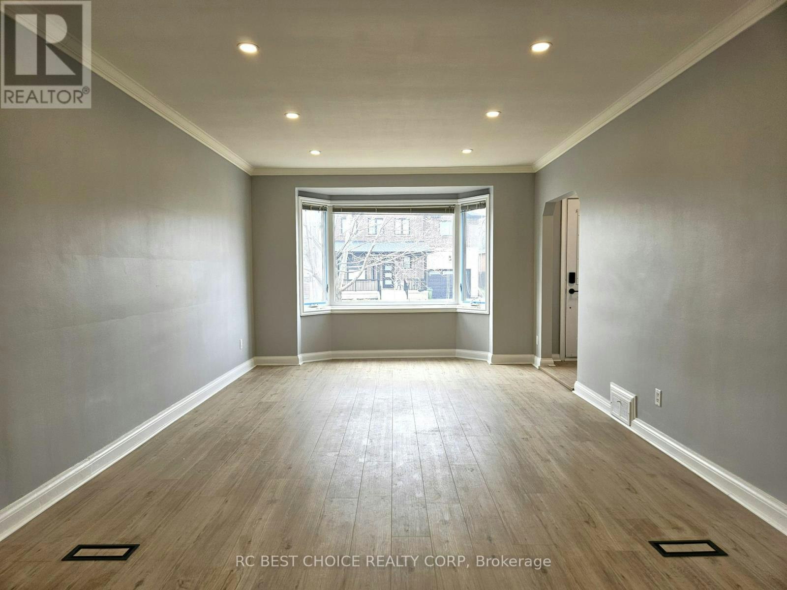MAIN-45 Mayall Avenue, Toronto, ON, M3L 1E7 - 10