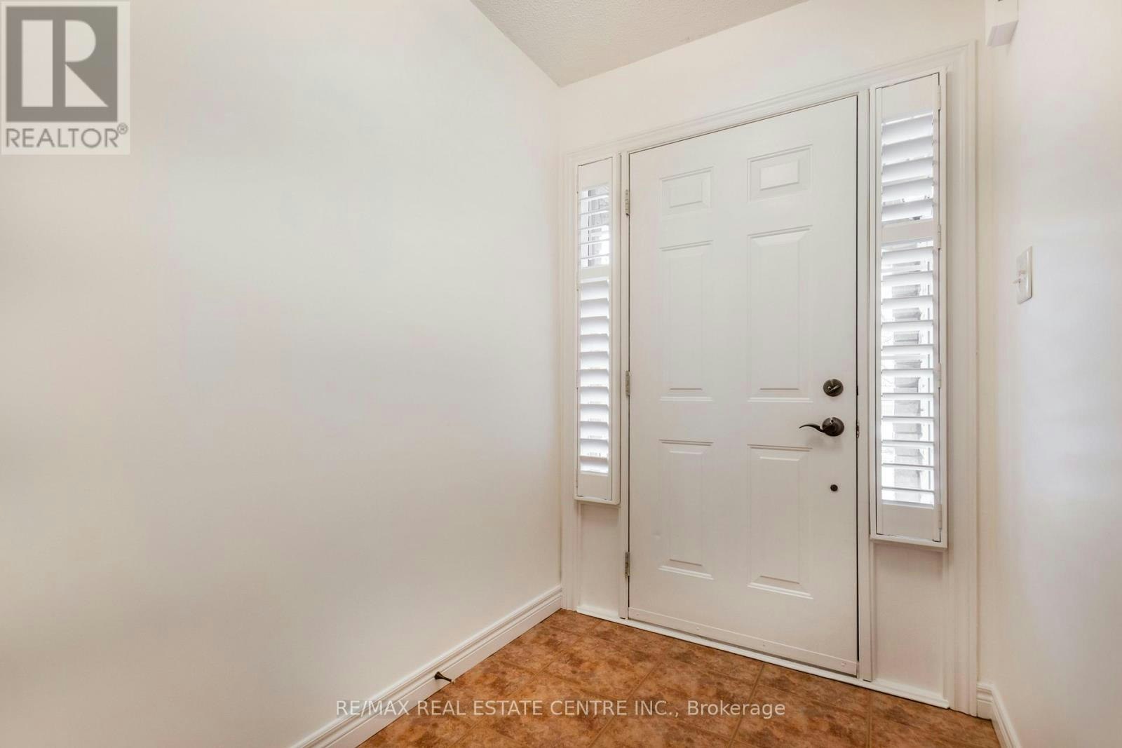 29-130 Robert Street, Milton, ON, L9T 6E3 - 3