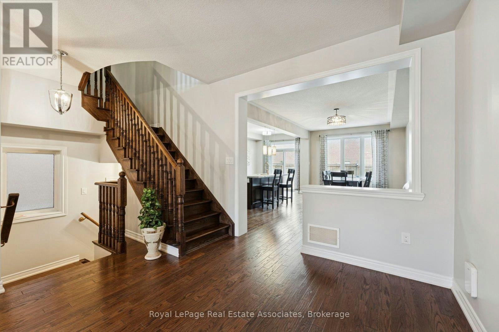 12 Diamond Leaf Lane, Halton Hills, ON, L7G 0G7 - 11