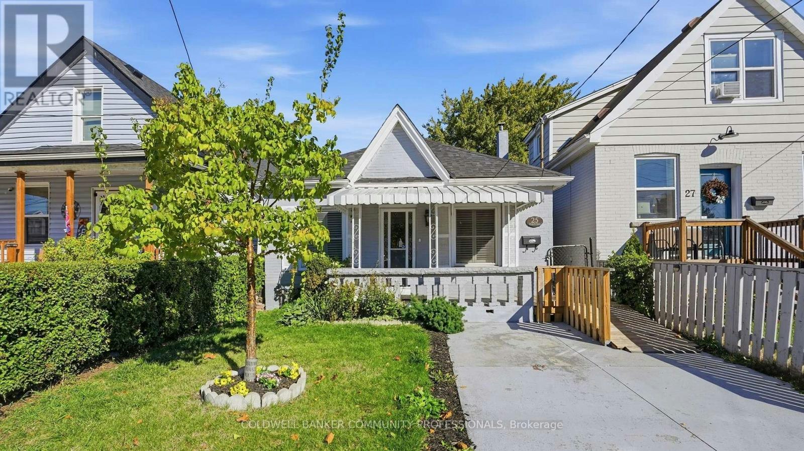 25 Hope Avenue, Hamilton, ON, L8H 2E1