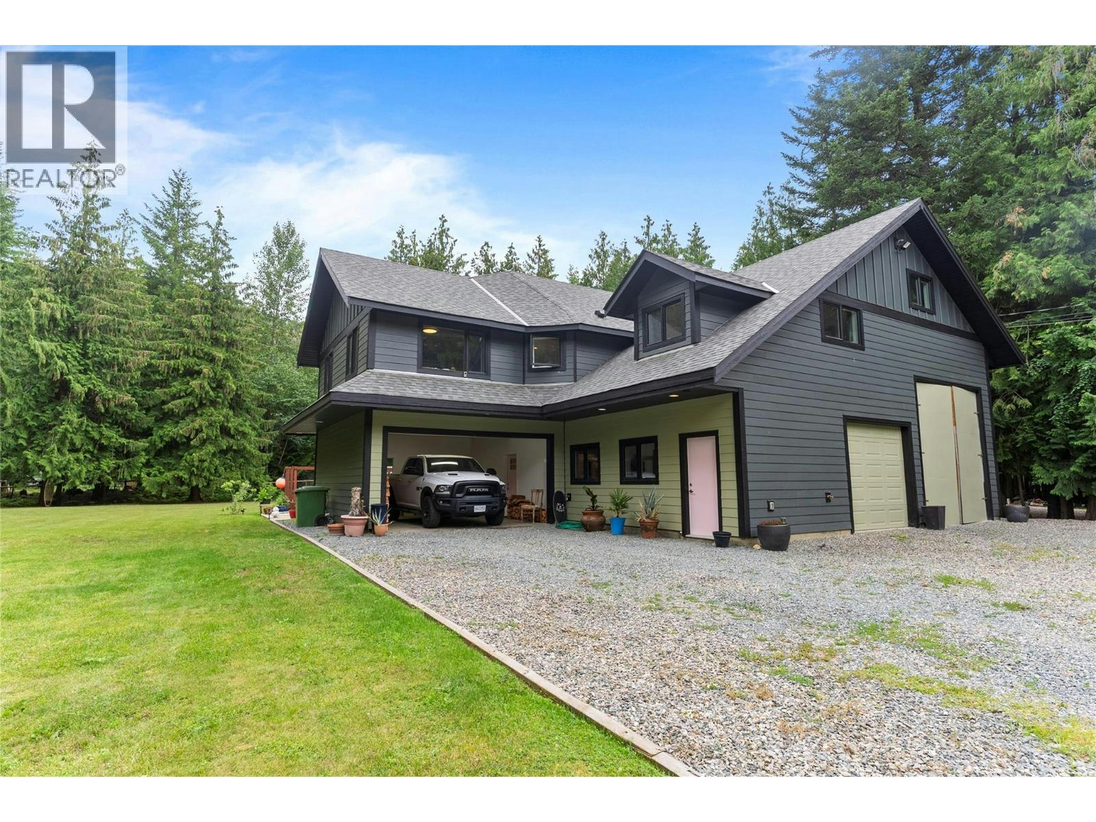 4037 Santa Road, Scotch Creek, BC, V0E 1M5