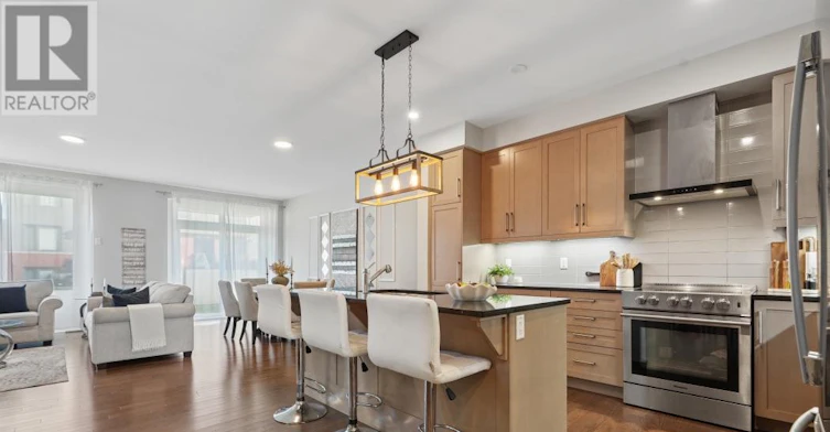 74 Michael Stoqua Street, Ottawa, ON, K1K 5A2 - 6