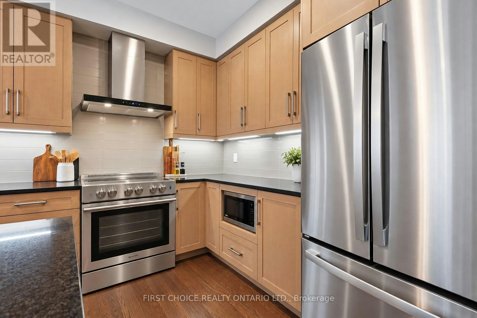 74 Michael Stoqua Street, Ottawa, ON, K1K 5A2 - 10