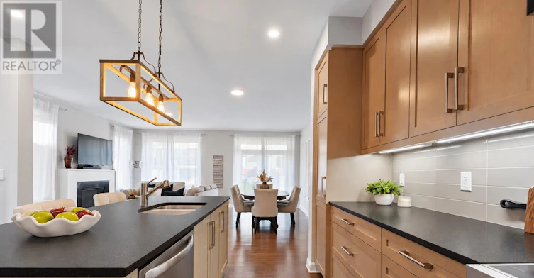 74 Michael Stoqua Street, Ottawa, ON, K1K 5A2 - 9