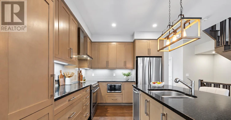 74 Michael Stoqua Street, Ottawa, ON, K1K 5A2 - 11