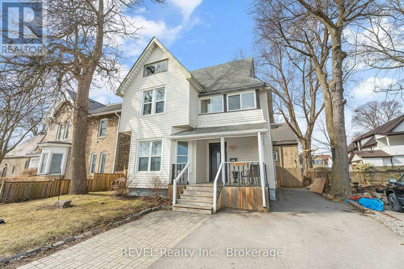 4755 River Road, Niagara Falls, ON, L2E 3G3