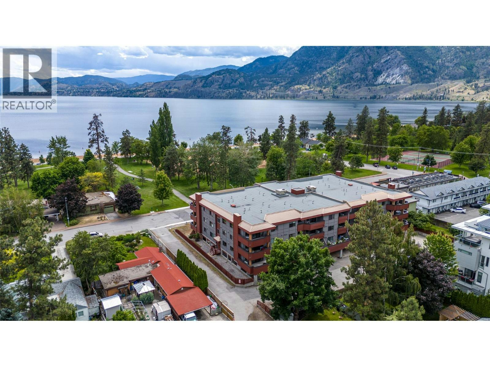 102-217 Elm Avenue, Penticton, BC, V2A 3W1