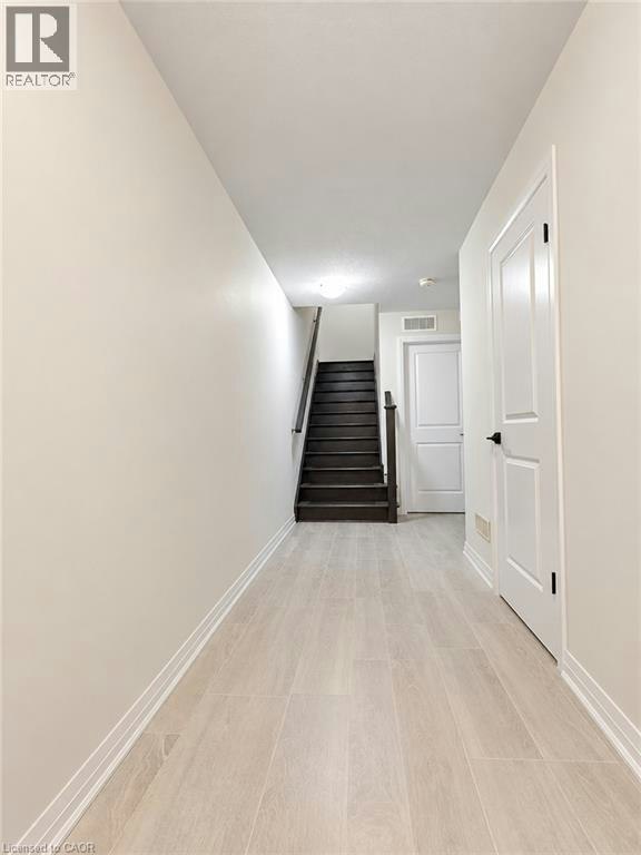 96 Progress Crescent, Kitchener, ON, N2R 0R7 - 6