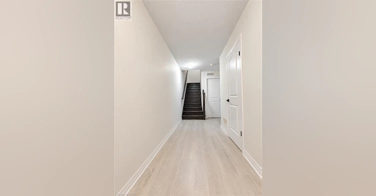 96 Progress Crescent, Kitchener, ON, N2R 0R7 - 6