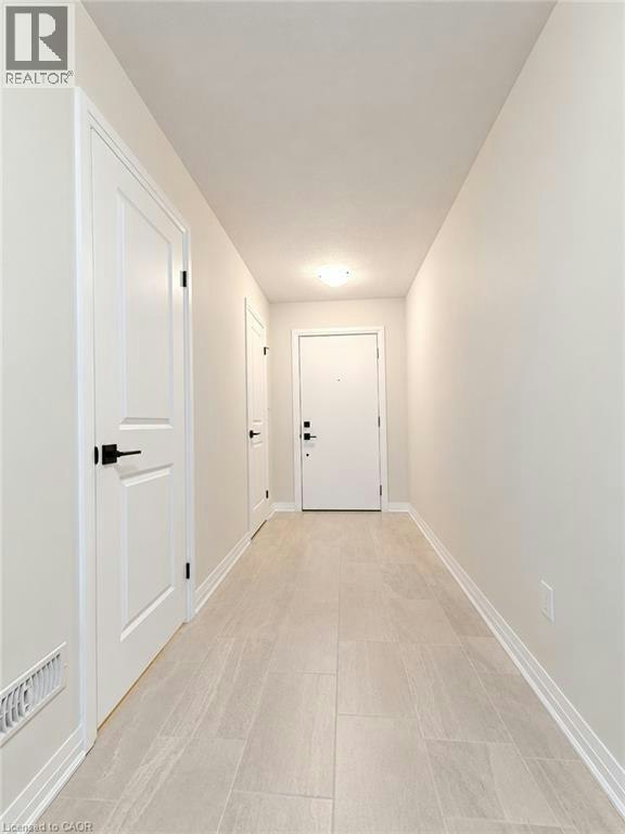 96 Progress Crescent, Kitchener, ON, N2R 0R7 - 5