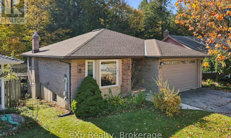 81 Sabrina Crescent