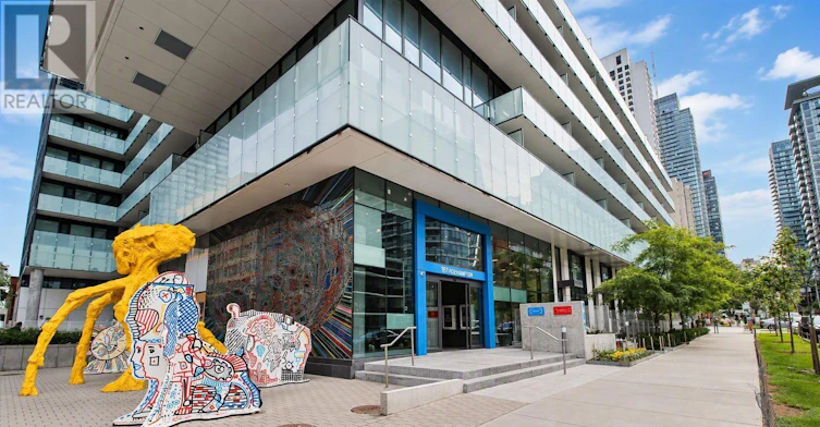 627-161 Roehampton Avenue, Toronto, ON, M4P 0C8