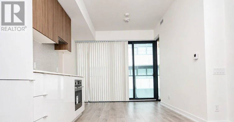 627-161 Roehampton Avenue, Toronto, ON, M4P 0C8 - 3