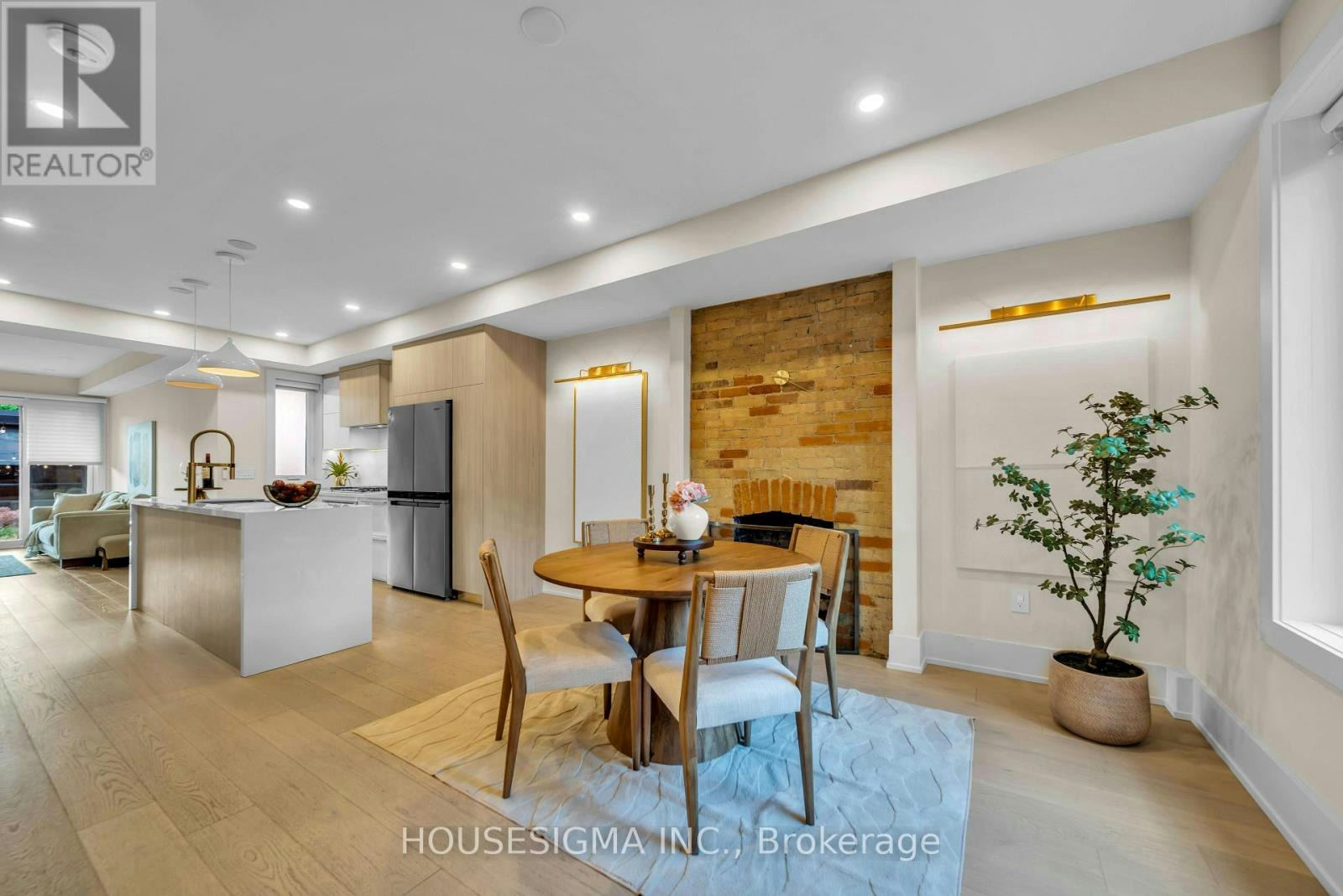 274 Roxton Road, Toronto, ON, M6G 3P9