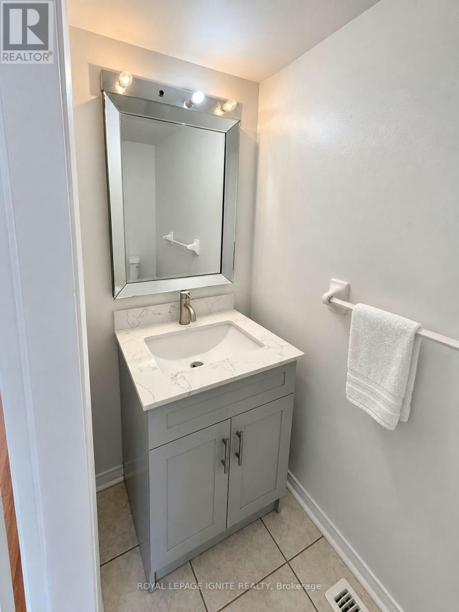 15 Mcgonigal Lane, Ajax, ON, L1T 4H1 - 13