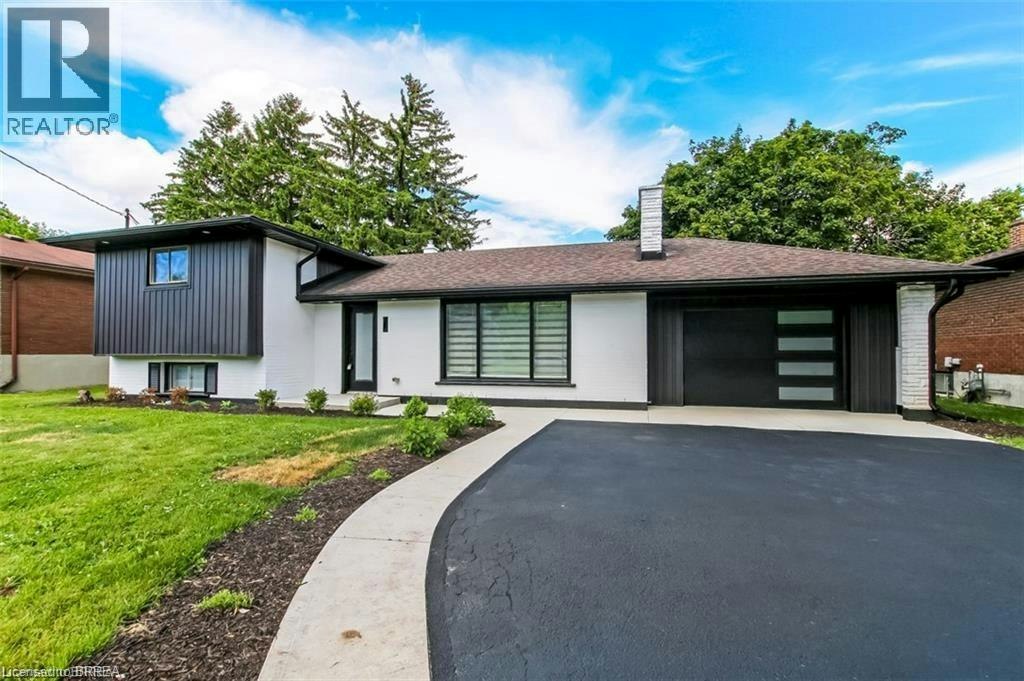 22 Kensington Avenue, Brantford, ON, N3R 3N7