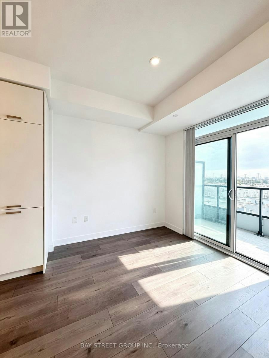 710-10 Honeycrisp Crescent, Vaughan, ON, L4K 0M8 - 7