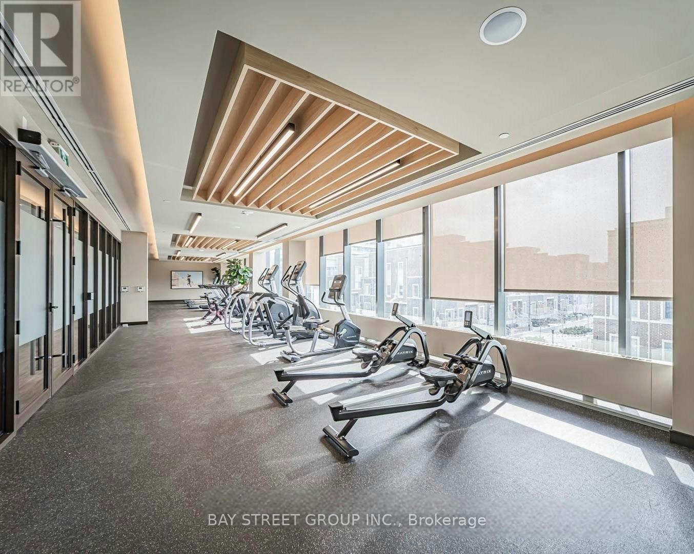 710-10 Honeycrisp Crescent, Vaughan, ON, L4K 0M8 - 20