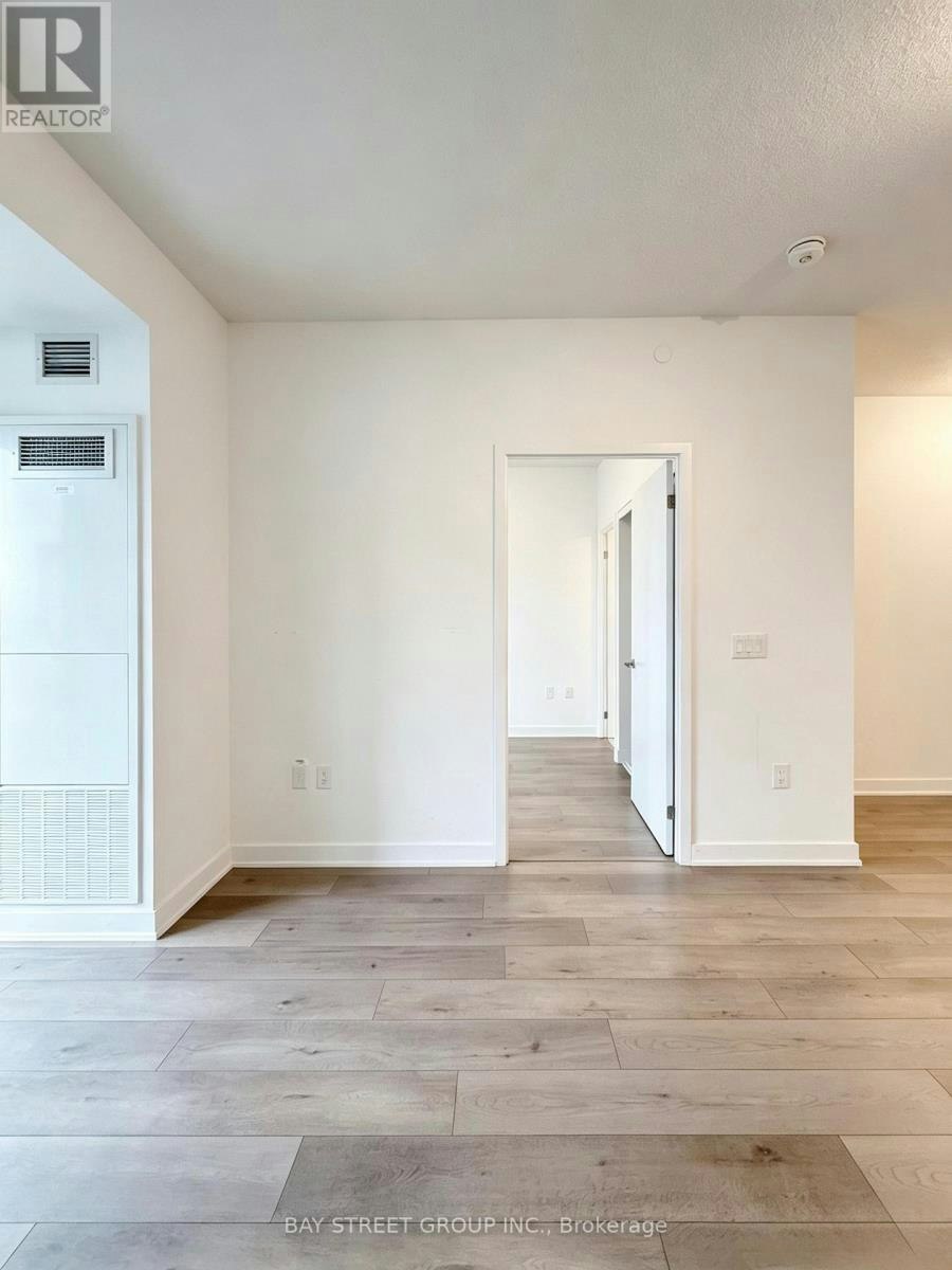710-10 Honeycrisp Crescent, Vaughan, ON, L4K 0M8 - 8
