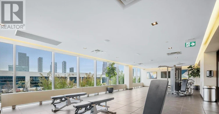710-10 Honeycrisp Crescent, Vaughan, ON, L4K 0M8 - 21