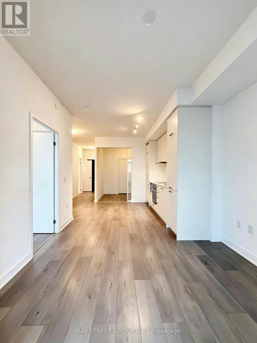 710-10 Honeycrisp Crescent, Vaughan, ON, L4K 0M8 - 10