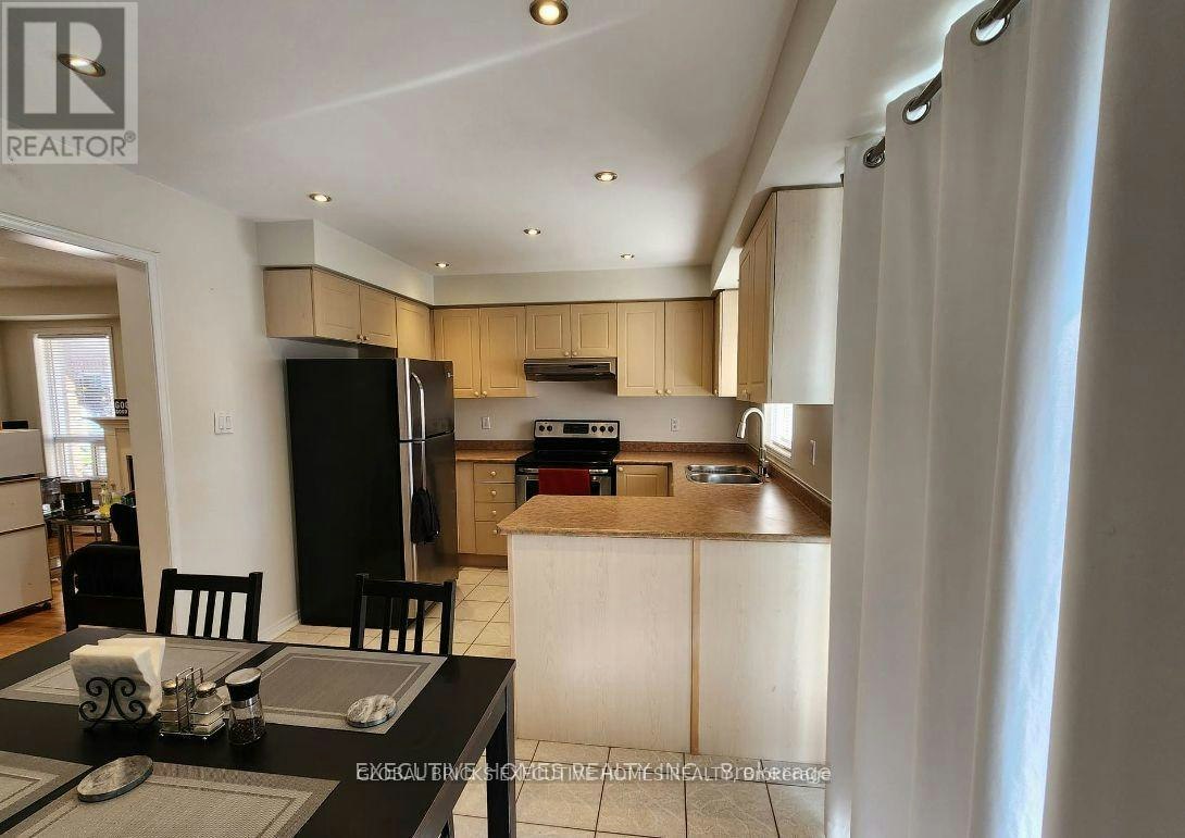 6256 Avonhurst Drive N, Mississauga, ON, L5N 7V2 - 9
