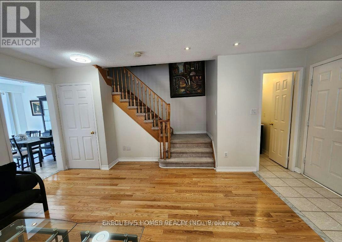 6256 Avonhurst Drive N, Mississauga, ON, L5N 7V2 - 7
