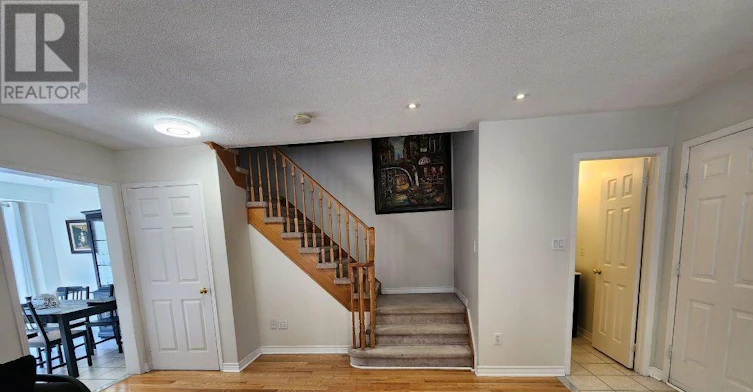 6256 Avonhurst Drive N, Mississauga, ON, L5N 7V2 - 7