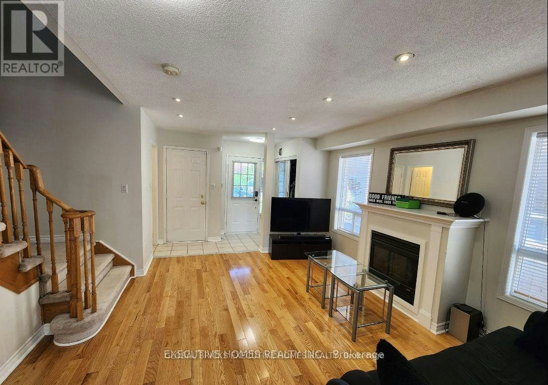 6256 Avonhurst Drive N, Mississauga, ON, L5N 7V2 - 4