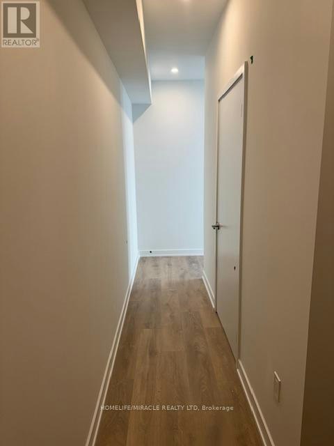 1411-1 Fairview Road E, Mississauga, ON, L5A 4C6 - 3