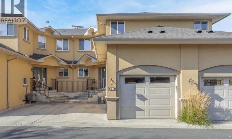 27-218 Glen Park Drive