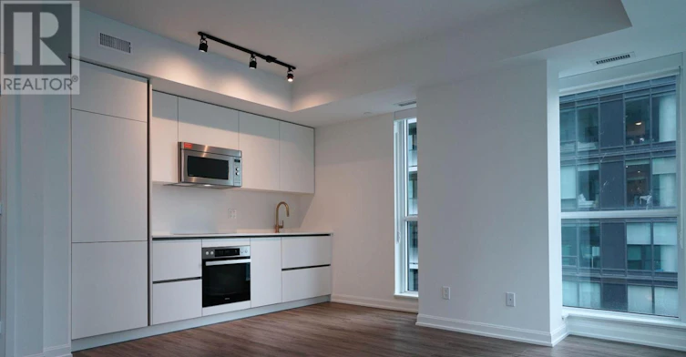 2306-327 King Street W, Toronto, ON, M5V 0W7 - 2