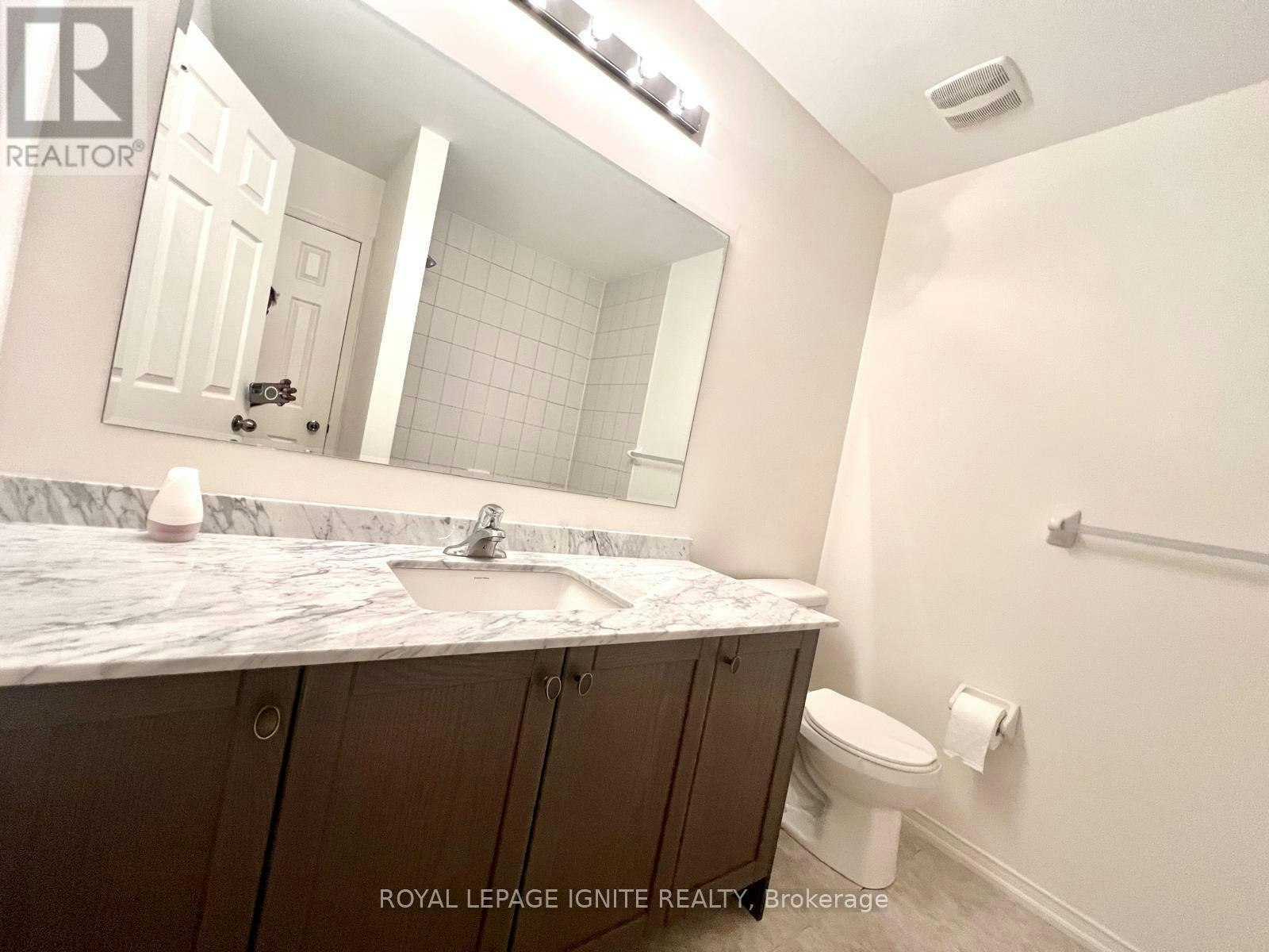 33 Ainsbury Avenue, Ajax, ON, L1Z 0S7 - 33