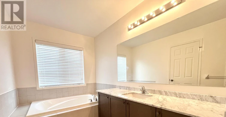 33 Ainsbury Avenue, Ajax, ON, L1Z 0S7 - 30