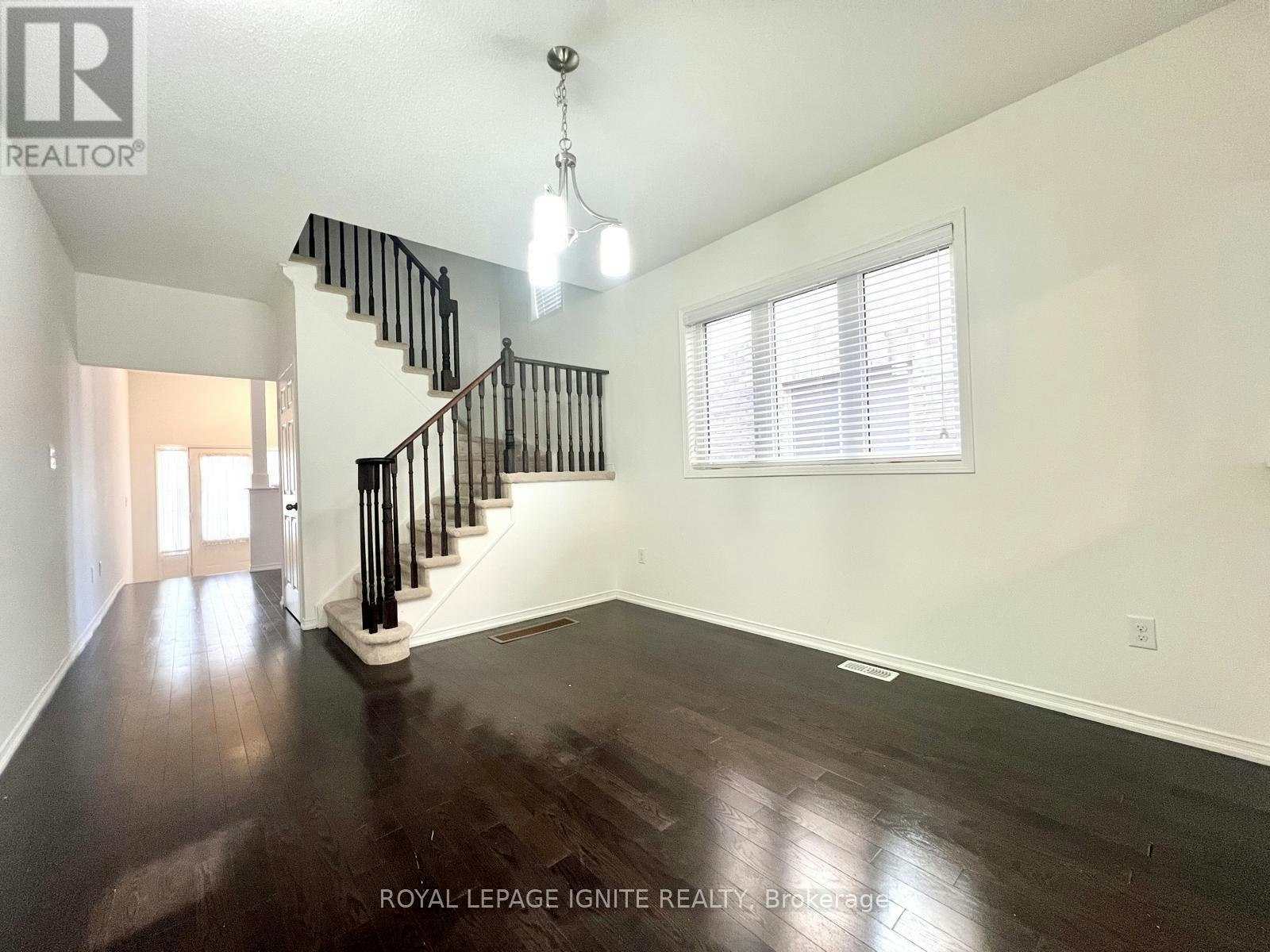 33 Ainsbury Avenue, Ajax, ON, L1Z 0S7 - 17