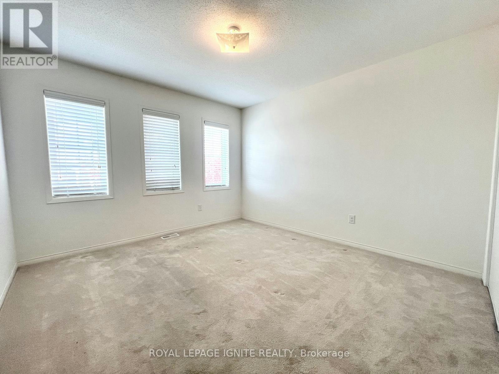 33 Ainsbury Avenue, Ajax, ON, L1Z 0S7 - 24